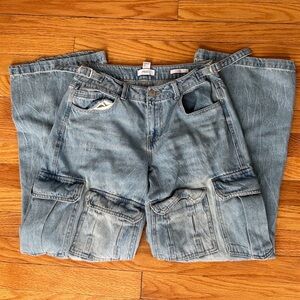 Women's Light Wash Cargo Jeans